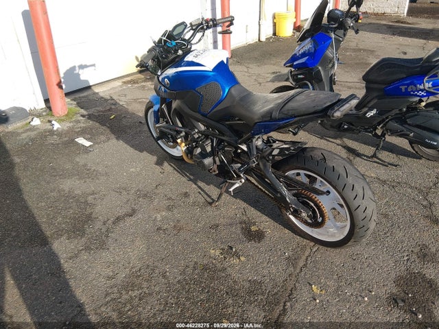 2016 Yamaha Fz09 მანქანა იყიდება აუქციონზე, vin: JYARN33E0GA010223, აუქციონის ნომერი: 46228275