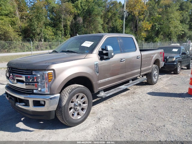 46228290 :رقم المزاد ، 1FT8W3BT1KEE80095 vin ، 2019 Ford Super Duty F-350 Srw Lariat مزاد بيع