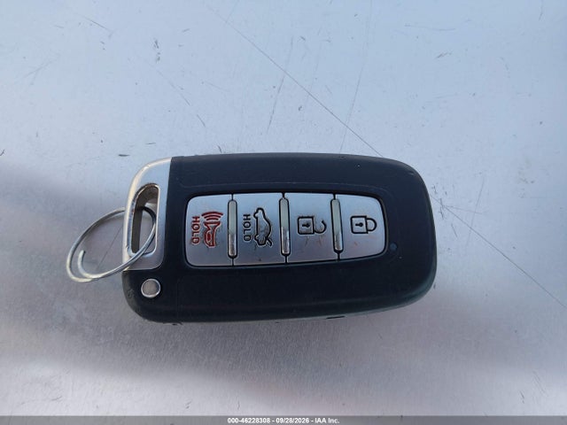 Продажа на аукционе авто 2012 Hyundai Sonata Hybrid, vin: KMHEC4A43CA038760, номер лота: 46228308