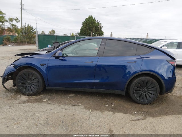 Продаж на аукціоні авто 2023 Tesla Model Y Awd/long Range Dual Motor All-wheel Drive, vin: 7SAYGAEE6PF834801, номер лоту: 46228345