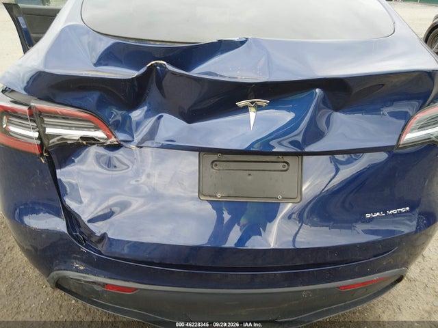 Продаж на аукціоні авто 2023 Tesla Model Y Awd/long Range Dual Motor All-wheel Drive, vin: 7SAYGAEE6PF834801, номер лоту: 46228345