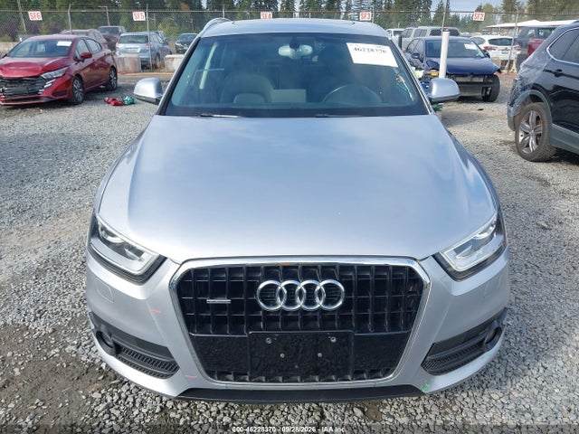2015 Audi Q3 2.0t Premium Plus მანქანა იყიდება აუქციონზე, vin: WA1EFCFS2FR003026, აუქციონის ნომერი: 46228370