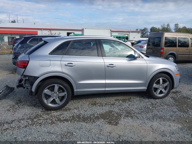 2015 Audi Q3 2.0t Premium Plus მანქანა იყიდება აუქციონზე, vin: WA1EFCFS2FR003026, აუქციონის ნომერი: 46228370