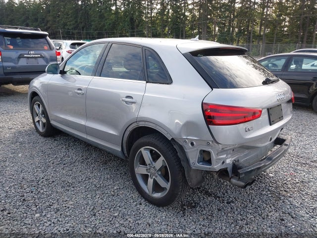 2015 Audi Q3 2.0t Premium Plus მანქანა იყიდება აუქციონზე, vin: WA1EFCFS2FR003026, აუქციონის ნომერი: 46228370