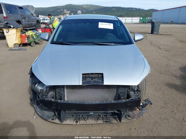 5NPD84LF5LH521904 Hyundai ELANTRA SEL