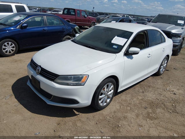 46228561 :رقم المزاد ، 3VWD07AJ9EM406832 vin ، 2014 Volkswagen Jetta 1.8t Se مزاد بيع