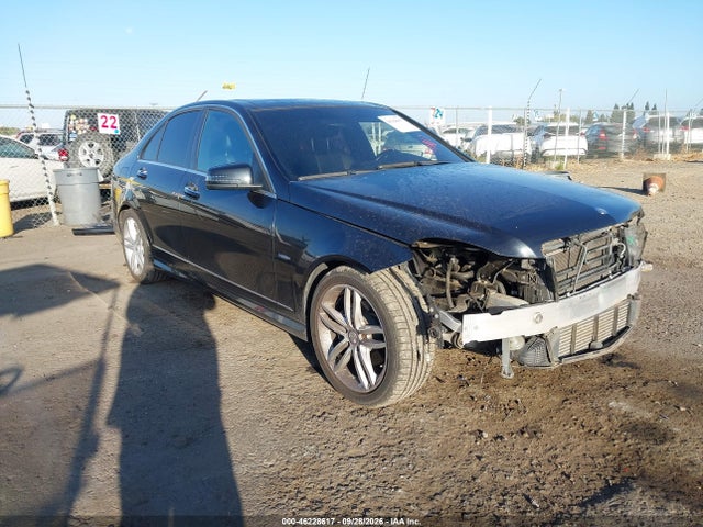 2012 Mercedes-benz C 250 Sport მანქანა იყიდება აუქციონზე, vin: WDDGF4HB7CR207484, აუქციონის ნომერი: 46228617