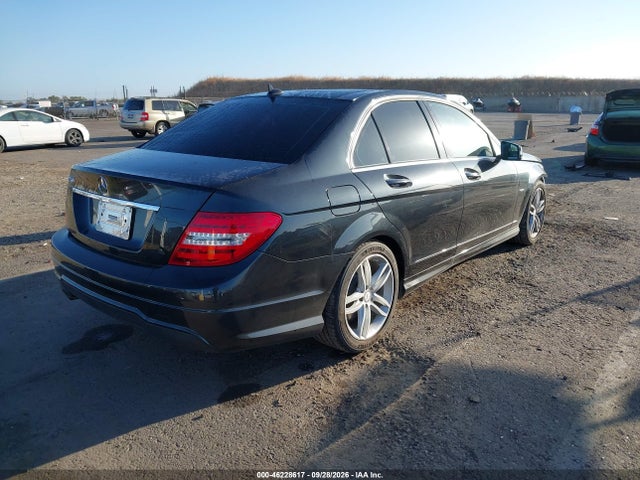 Продаж на аукціоні авто 2012 Mercedes-benz C 250 Sport, vin: WDDGF4HB7CR207484, номер лоту: 46228617