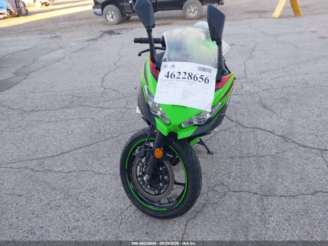 Kawasaki EX400 2020 JKAEXKG11LDA69303 Image 5