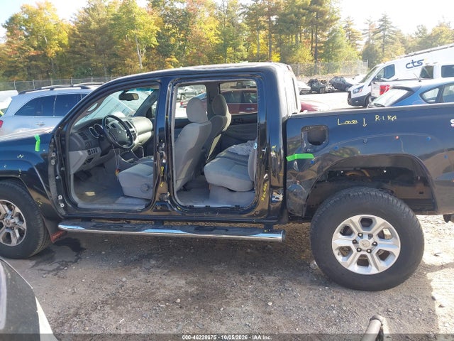 2010 Toyota Tacoma Base V6 მანქანა იყიდება აუქციონზე, vin: 3TMLU4EN3AM039533, აუქციონის ნომერი: 46228675