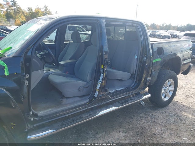 2010 Toyota Tacoma Base V6 მანქანა იყიდება აუქციონზე, vin: 3TMLU4EN3AM039533, აუქციონის ნომერი: 46228675