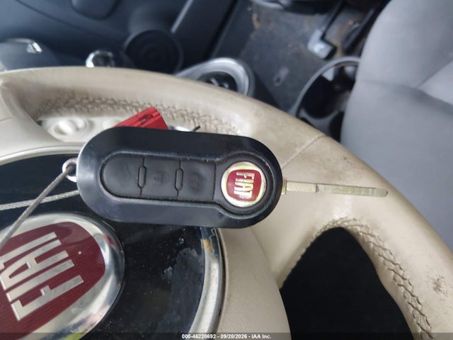46228692 :رقم المزاد ، 3C3CFFAR0CT306378 vin ، 2012 Fiat 500 Pop مزاد بيع