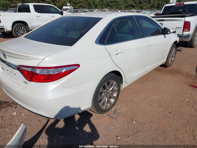 2015 Toyota Camry Xle მანქანა იყიდება აუქციონზე, vin: 4T1BF1FK9FU945712, აუქციონის ნომერი: 46228696
