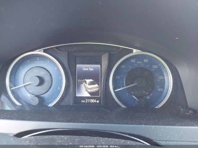 2015 Toyota Camry Xle მანქანა იყიდება აუქციონზე, vin: 4T1BF1FK9FU945712, აუქციონის ნომერი: 46228696