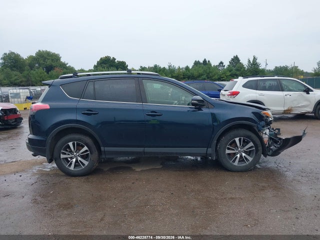 Продажа на аукционе авто 2017 Toyota Rav4 Xle, vin: JTMRFREV8HJ118849, номер лота: 46228774