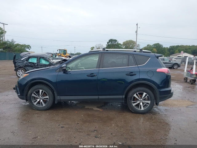 Продажа на аукционе авто 2017 Toyota Rav4 Xle, vin: JTMRFREV8HJ118849, номер лота: 46228774