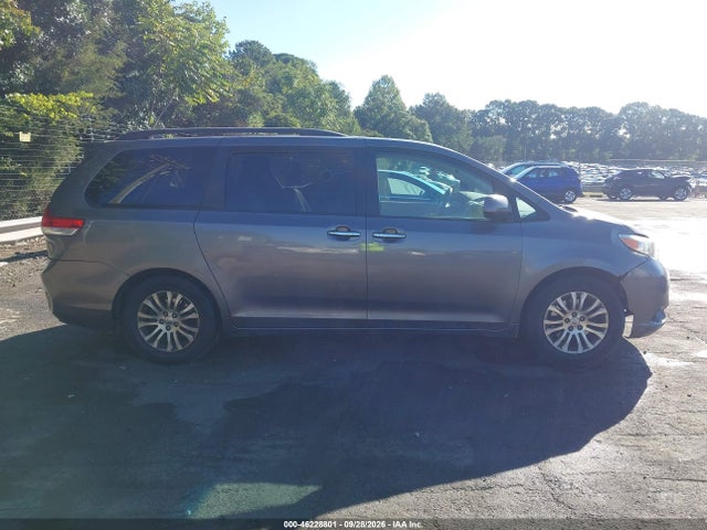 2012 Toyota Sienna Xle V6 8 Passenger მანქანა იყიდება აუქციონზე, vin: 5TDYK3DC8CS224430, აუქციონის ნომერი: 46228801