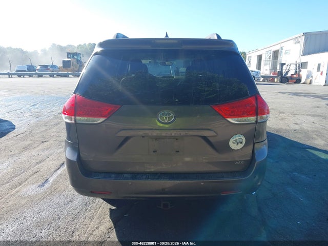 2012 Toyota Sienna Xle V6 8 Passenger მანქანა იყიდება აუქციონზე, vin: 5TDYK3DC8CS224430, აუქციონის ნომერი: 46228801