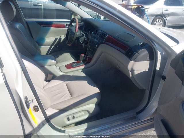 Продажа на аукционе авто 2002 Lexus Es 300, vin: JTHBF30G025003040, номер лота: 46228844