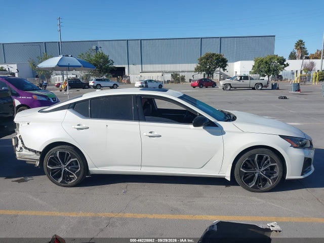 Продаж на аукціоні авто 2023 Nissan Altima Sr Intelligent Awd, vin: 1N4BL4CW8PN355573, номер лоту: 46228862