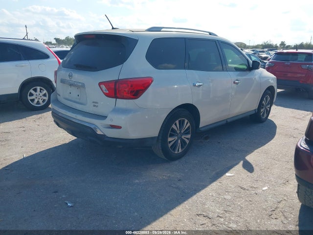 Продаж на аукціоні авто 2017 Nissan Pathfinder Sv, vin: 5N1DR2MMXHC649813, номер лоту: 46228883