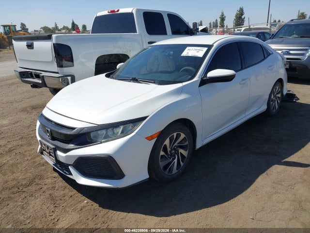 46228906 :رقم المزاد ، SHHFK7H27JU415689 vin ، 2018 Honda Civic Lx مزاد بيع