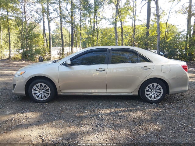 46228917 :رقم المزاد ، 4T4BF1FK3DR324470 vin ، 2013 Toyota Camry Le مزاد بيع