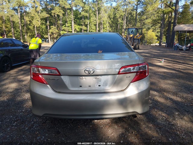 46228917 :رقم المزاد ، 4T4BF1FK3DR324470 vin ، 2013 Toyota Camry Le مزاد بيع