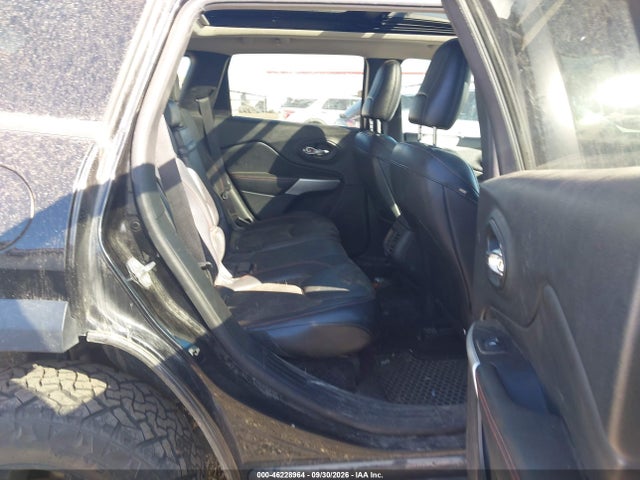 Jeep Cherokee Trailhawk 4x4 2017 1C4PJMBS5HW664756 Image 8