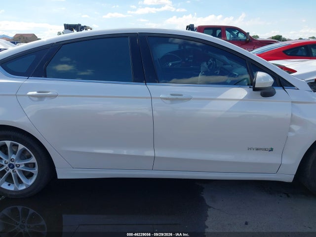 Ford Fusion Hybrid Se 2019 3FA6P0LU8KR176677 Image 14