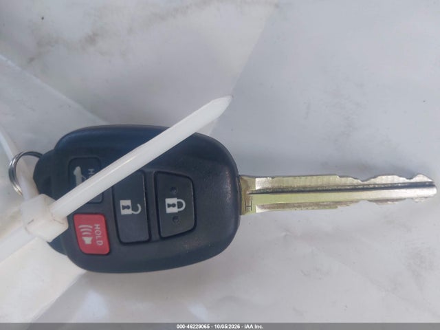 Продажа на аукционе авто 2014 Toyota Corolla L/le/le Pls/prm/s/s Pls, vin: 5YFBURHE0EP124896, номер лота: 46229065