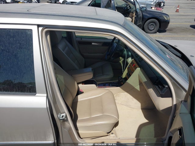 46229098 :رقم المزاد ، WDBEA34E6SC174357 vin ، 1995 Mercedes-benz E 420 Base/420 Special مزاد بيع