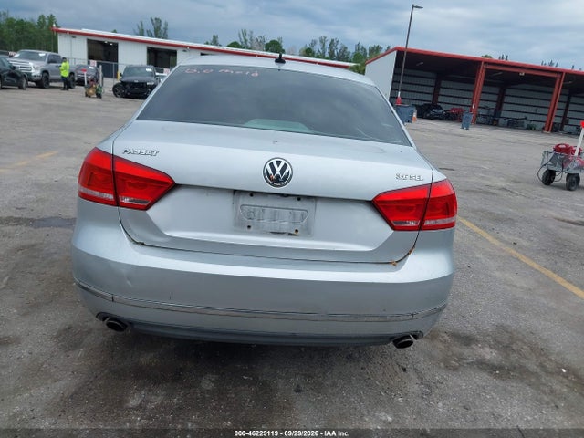 2012 Volkswagen Passat 3.6l V6 Sel Premium მანქანა იყიდება აუქციონზე, vin: 1VWCM7A35CC021378, აუქციონის ნომერი: 46229119