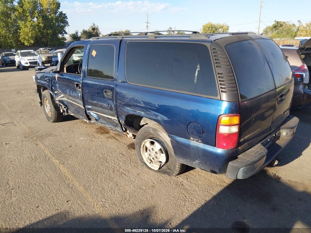 46229128 :رقم المزاد ، 3GNFK16T1YG145591 vin ، 2000 Chevrolet Suburban Ls مزاد بيع