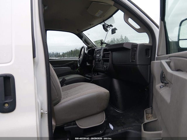 Продаж на аукціоні авто 2021 Chevrolet Express Cargo Rwd 2500 Extended Wheelbase Wt, vin: 1GCWGBF71M1166825, номер лоту: 46229142