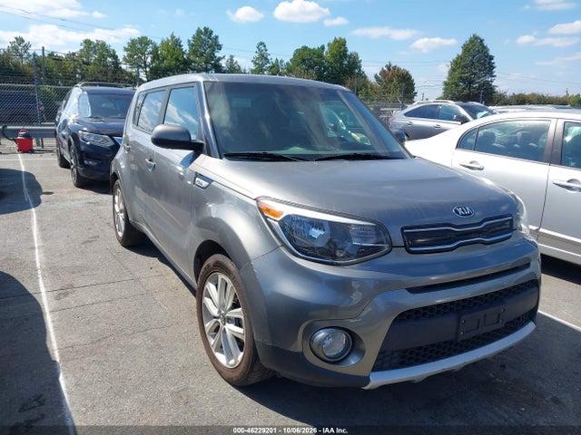 Продаж на аукціоні авто 2017 Kia Soul +, vin: KNDJP3A56H7424880, номер лоту: 46229201