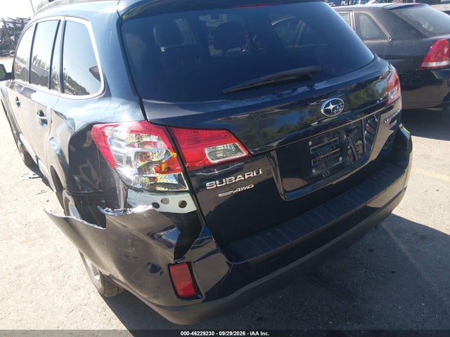 Subaru Outback 2.5i Premium 2014 4S4BRBDC2E3207554 Image 17