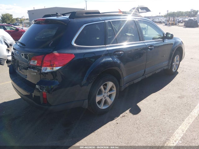 Subaru Outback 2.5i Premium 2014 4S4BRBDC2E3207554 Image 4