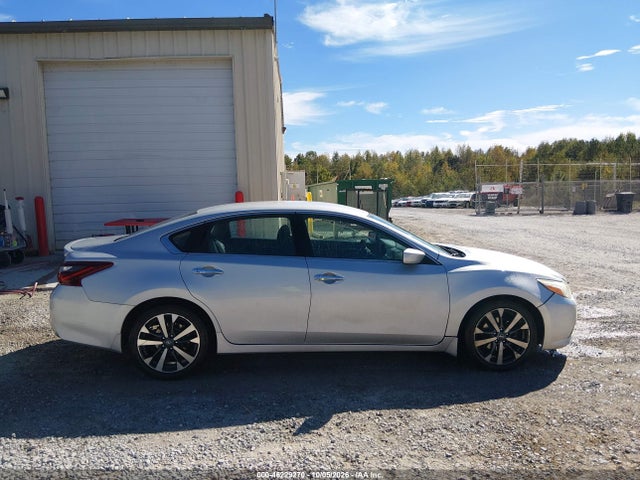 Продажа на аукционе авто 2017 Nissan Altima 2.5 Sr, vin: 1N4AL3AP1HC109852, номер лота: 46229270