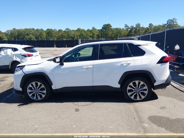 2019 Toyota Rav4 Xle Premium მანქანა იყიდება აუქციონზე, vin: 2T3C1RFV2KW045165, აუქციონის ნომერი: 46229296