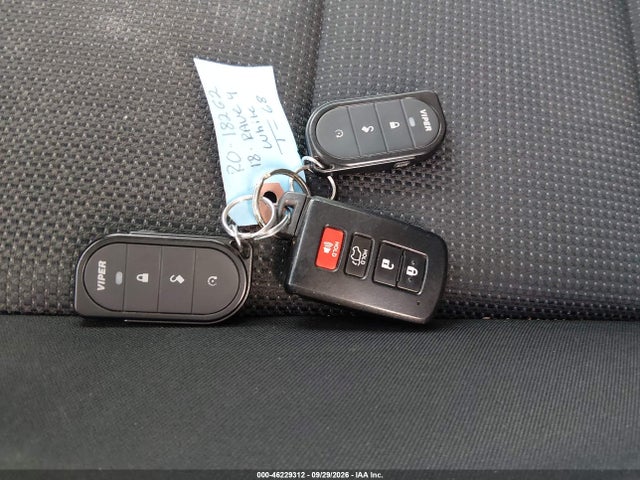2018 Toyota Rav4 Hybrid Xle მანქანა იყიდება აუქციონზე, vin: JTMRJREV9JD203668, აუქციონის ნომერი: 46229312
