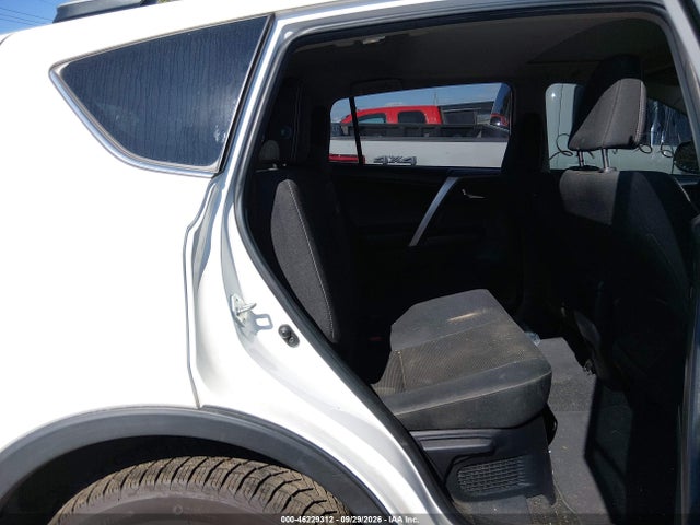 2018 Toyota Rav4 Hybrid Xle მანქანა იყიდება აუქციონზე, vin: JTMRJREV9JD203668, აუქციონის ნომერი: 46229312