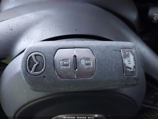 3MZBN1L36HM132692 Mazda Mazda3 Touring 2.5