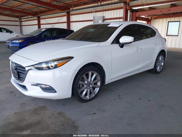 3MZBN1L36HM132692 Mazda Mazda3 Touring 2.5