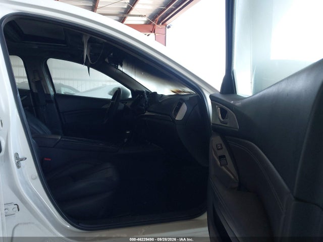 3MZBN1L36HM132692 Mazda Mazda3 Touring 2.5