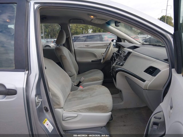 Продажа на аукционе авто 2011 Toyota Sienna Base V6, vin: 5TDZK3DC4BS144674, номер лота: 46229524