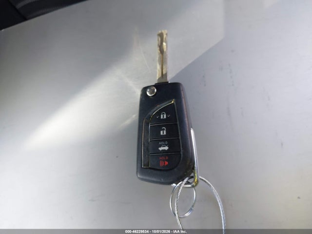 46229534 :رقم المزاد ، 4T1G11AK1MU475278 vin ، 2021 Toyota Camry Se مزاد بيع