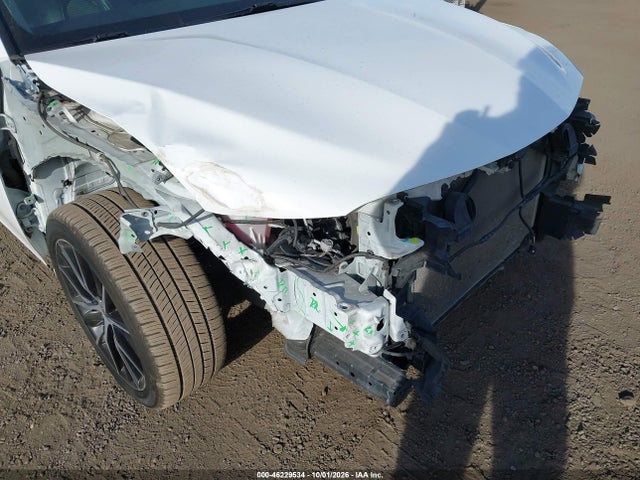 46229534 :رقم المزاد ، 4T1G11AK1MU475278 vin ، 2021 Toyota Camry Se مزاد بيع