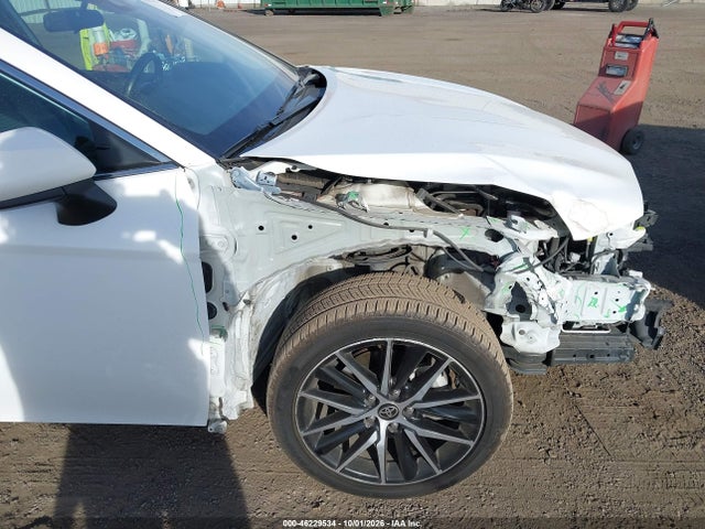 46229534 :رقم المزاد ، 4T1G11AK1MU475278 vin ، 2021 Toyota Camry Se مزاد بيع
