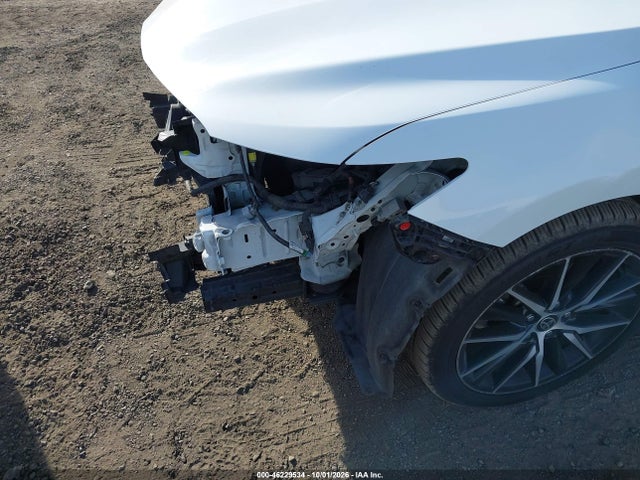 46229534 :رقم المزاد ، 4T1G11AK1MU475278 vin ، 2021 Toyota Camry Se مزاد بيع